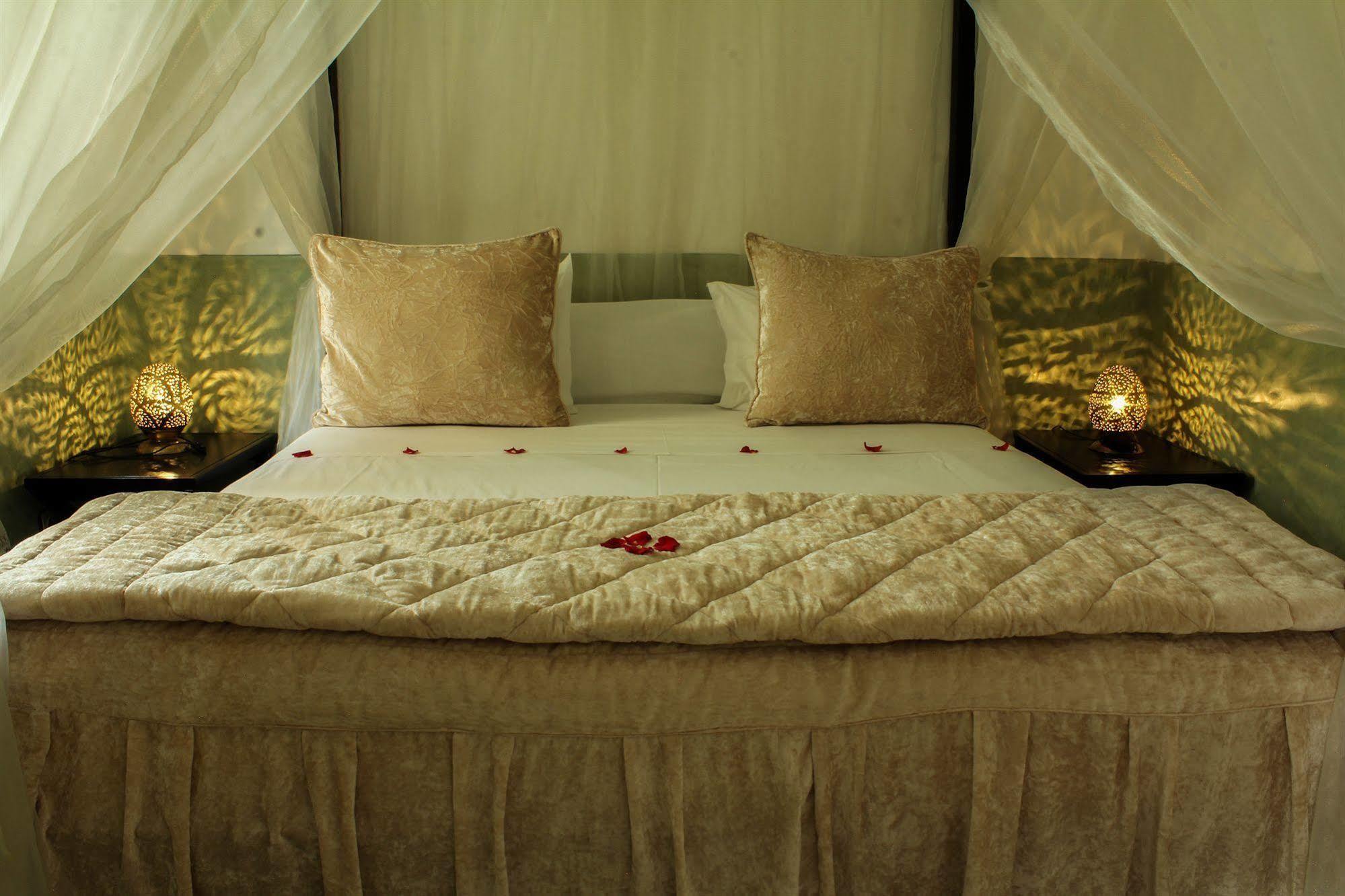 Le Pavillon Oriental Hotell Marrakesh Exteriör bild